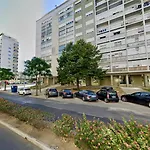 Campo Grande L Elegant Urban Stay, Quick Airport Access I Soar Home Stays L