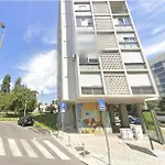 Campo Grande L Elegant Urban Stay, Quick Airport Access I Soar Home Stays L *