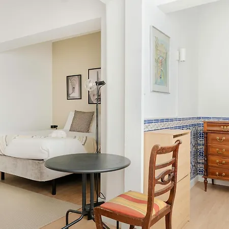 Quarto em Acomodações Particulares Soar I Urban Nest - Near Airport & Park