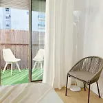 Soar L Av L Elegant Urban Quick Airport Access Accommodatie bij particulieren