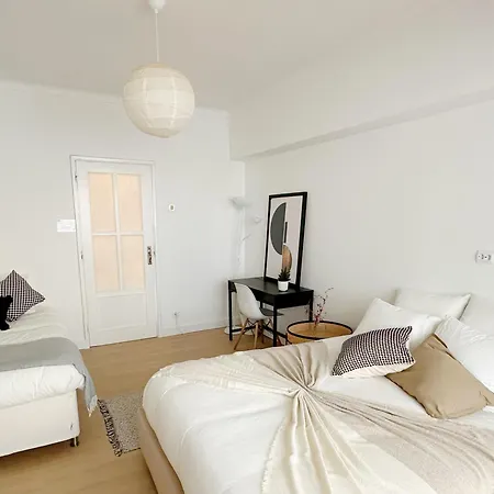 Soar I Urban Nest - Near Airport & Park